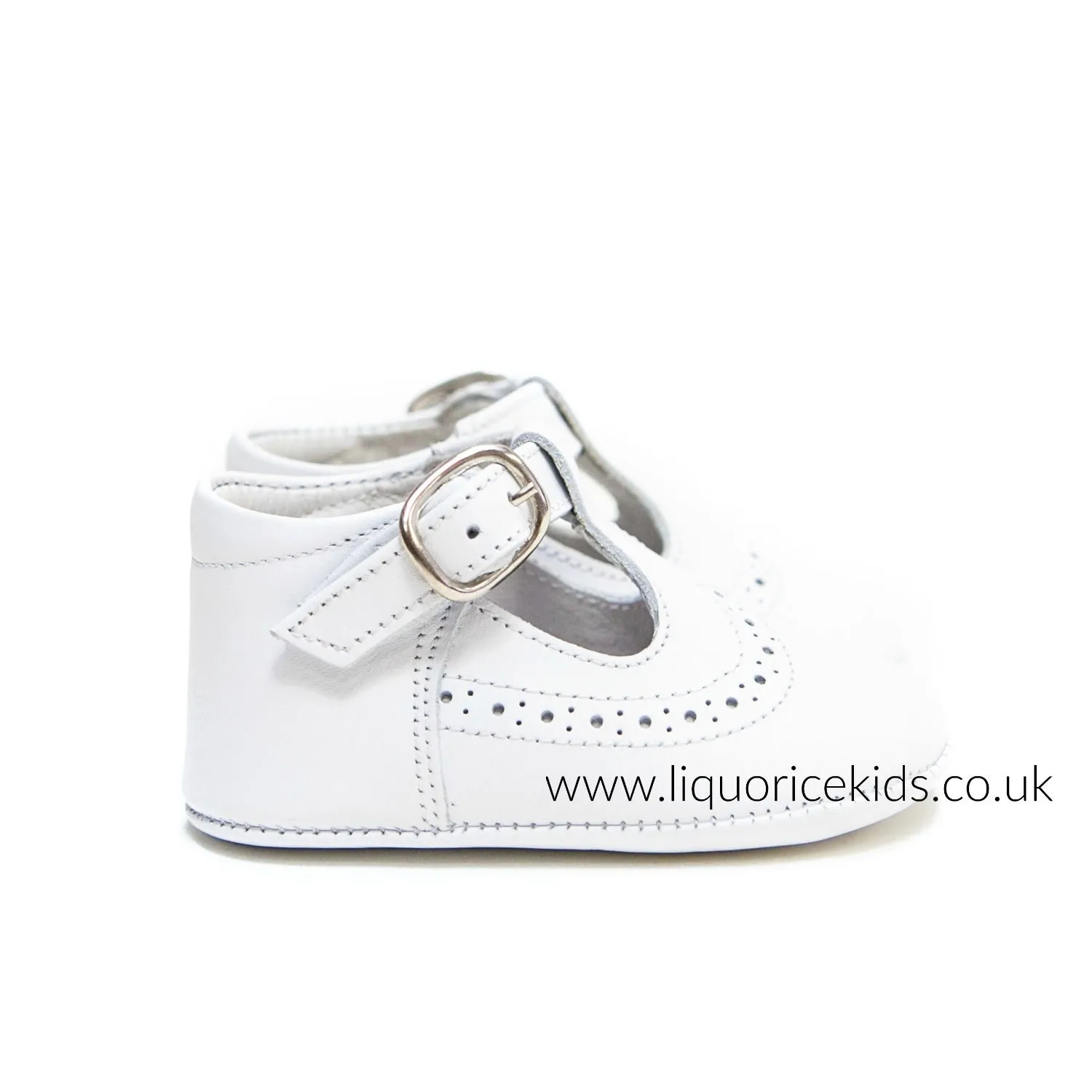 Andanines White Leather Pram Shoes