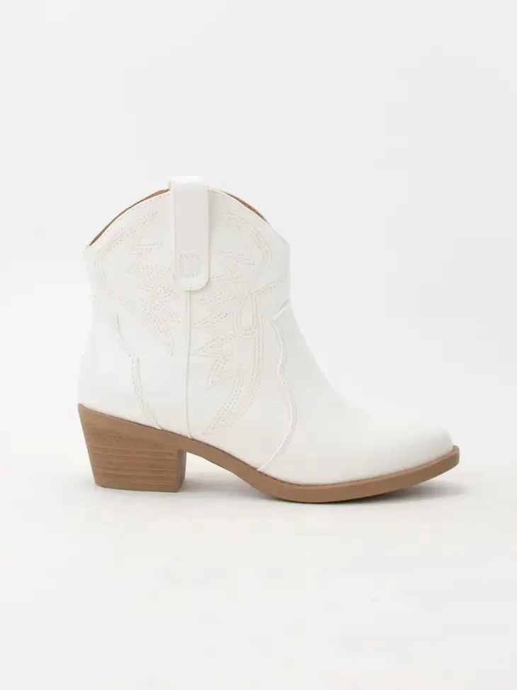 Contrast Stitching Western Bootie
