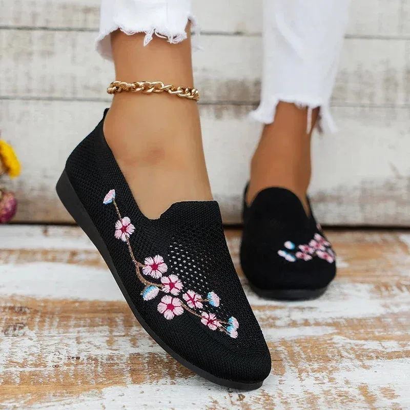 Elena – Women's Ethnic Embroidery Mesh Flat Sneakers