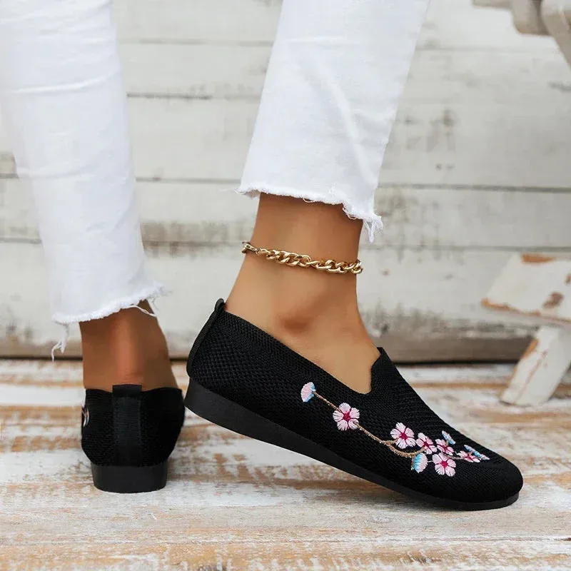 Elena – Women's Ethnic Embroidery Mesh Flat Sneakers