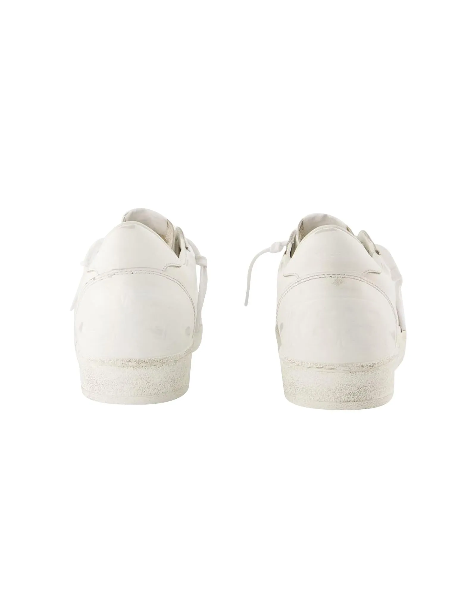 Iconic Leather Star Sneakers with Round Toe and Top Laces