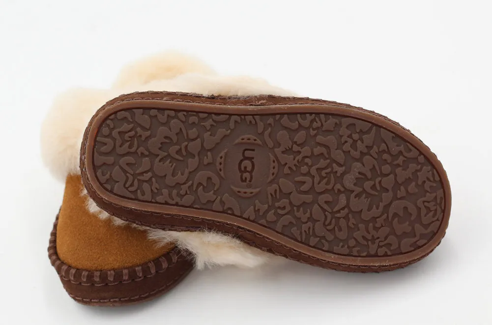Oaken in Chestnut by UGG
