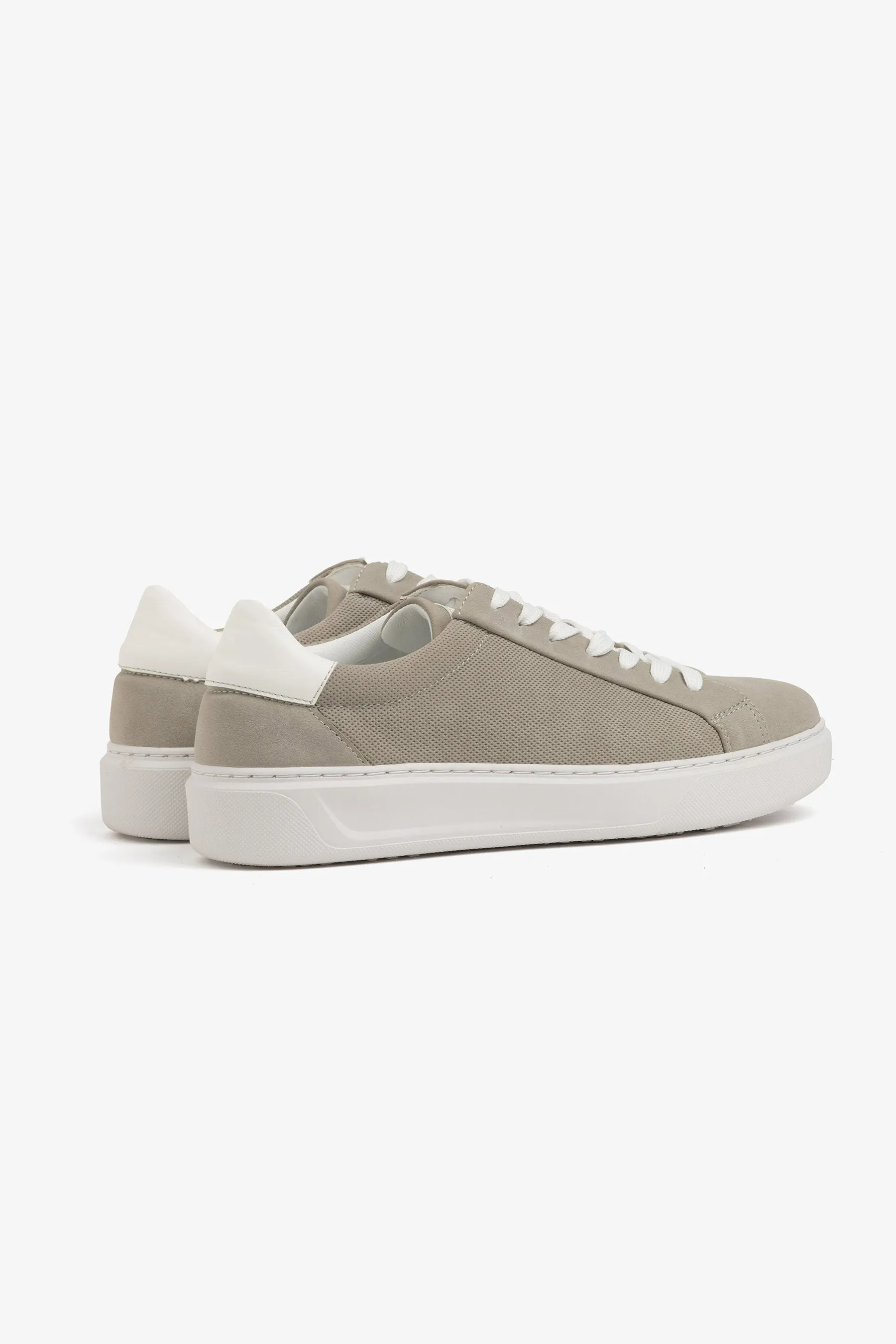 Sneakers ecosuede traforata grigio chiaro
