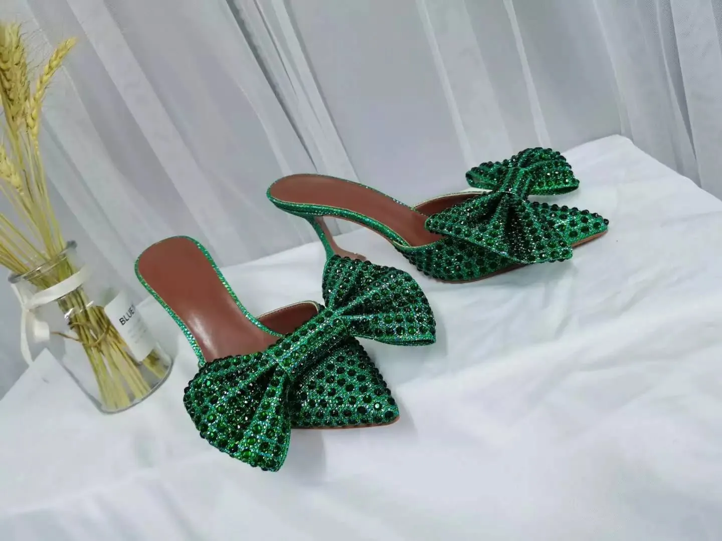 Women Beautiful Pointed Toe Shoes