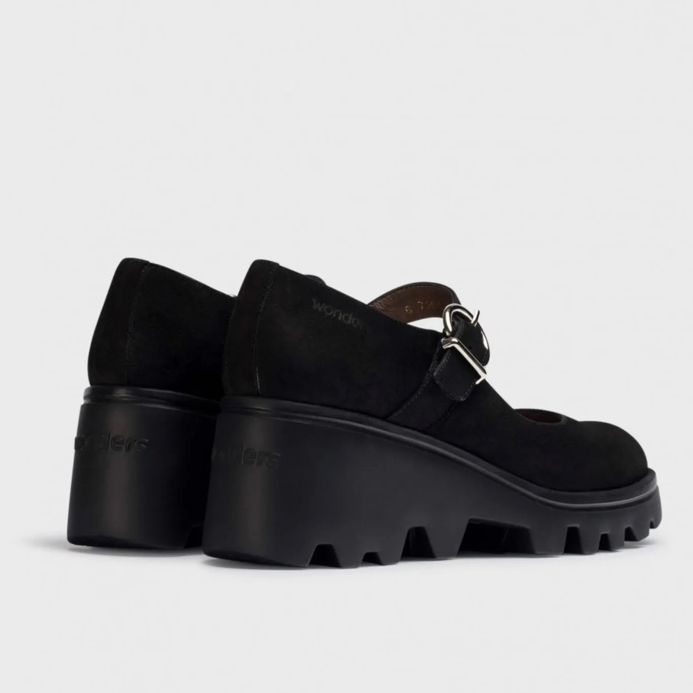 Wonders Maryjane Black Nubuk Wedge G7003