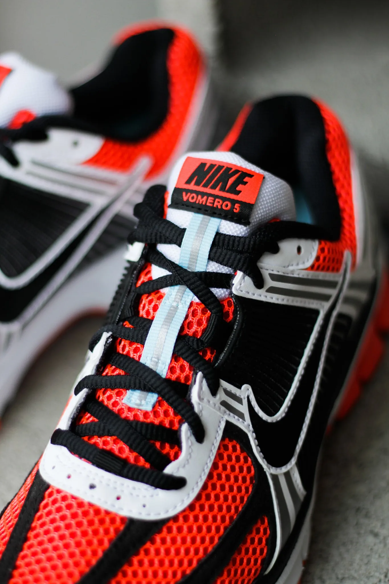 ZOOM VOMERO 5 SE "BRIGHT CRIMSON"